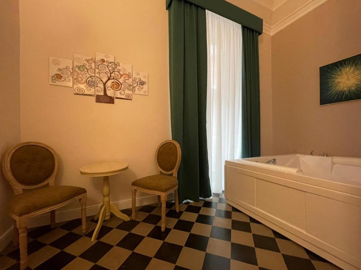 B&B Romeo Luxury Rooms Κατάνια Εξωτερικό φωτογραφία