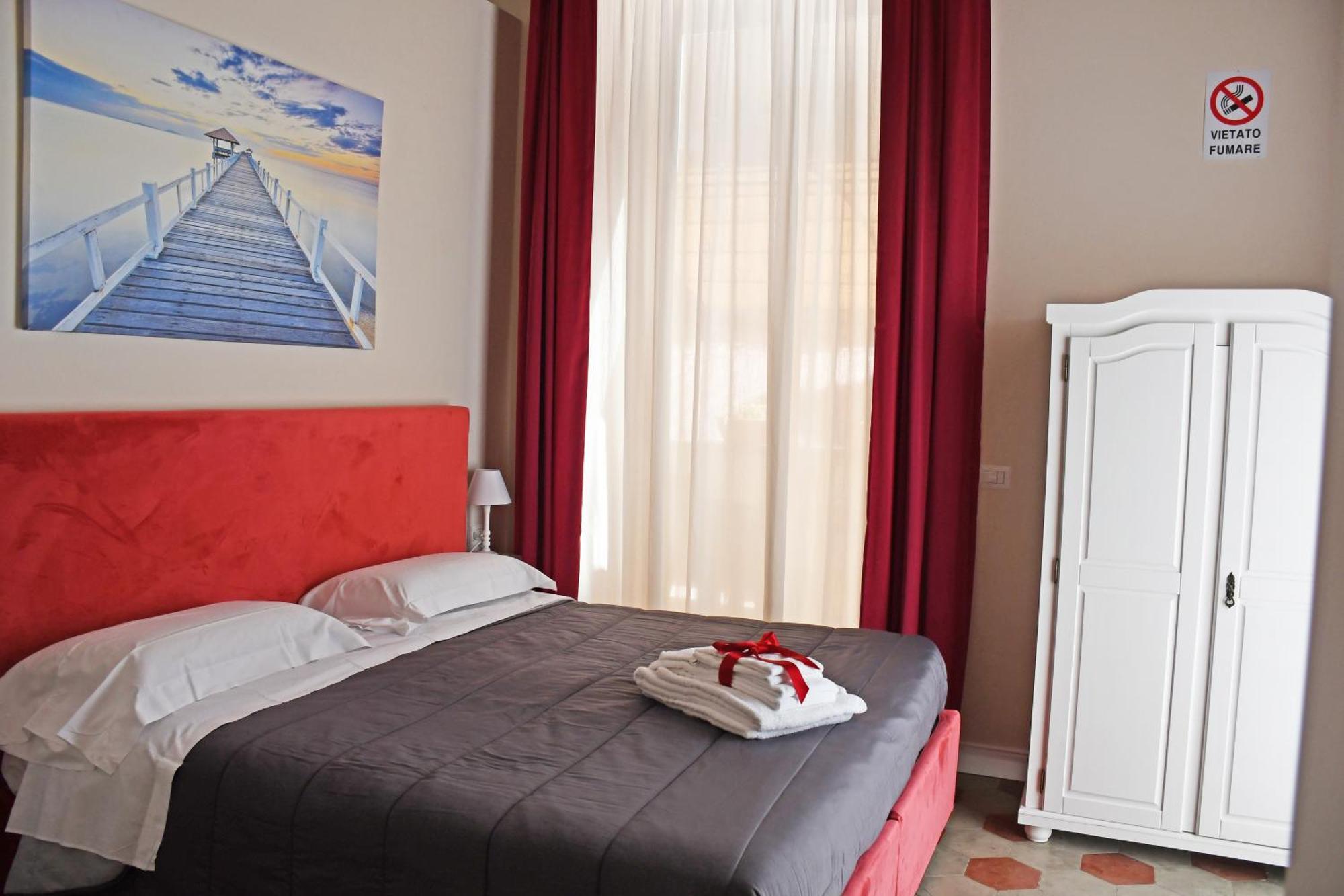 B&B Romeo Luxury Rooms Κατάνια Εξωτερικό φωτογραφία